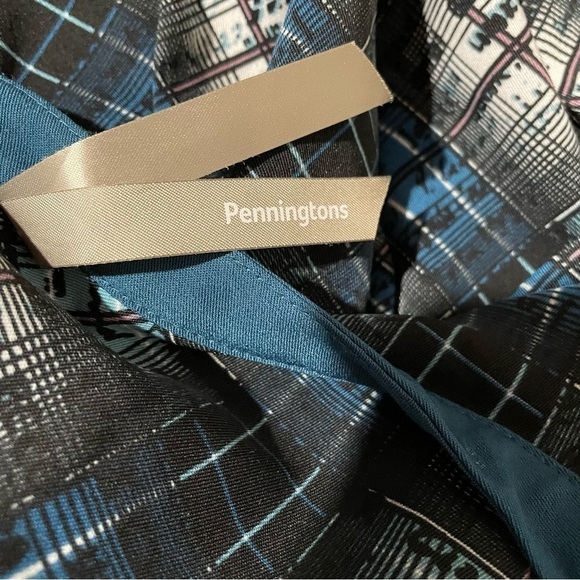 Pennington’s Teal, Black and White - V Neck - Dome Closure - Size 4X - Picture 6 of 9